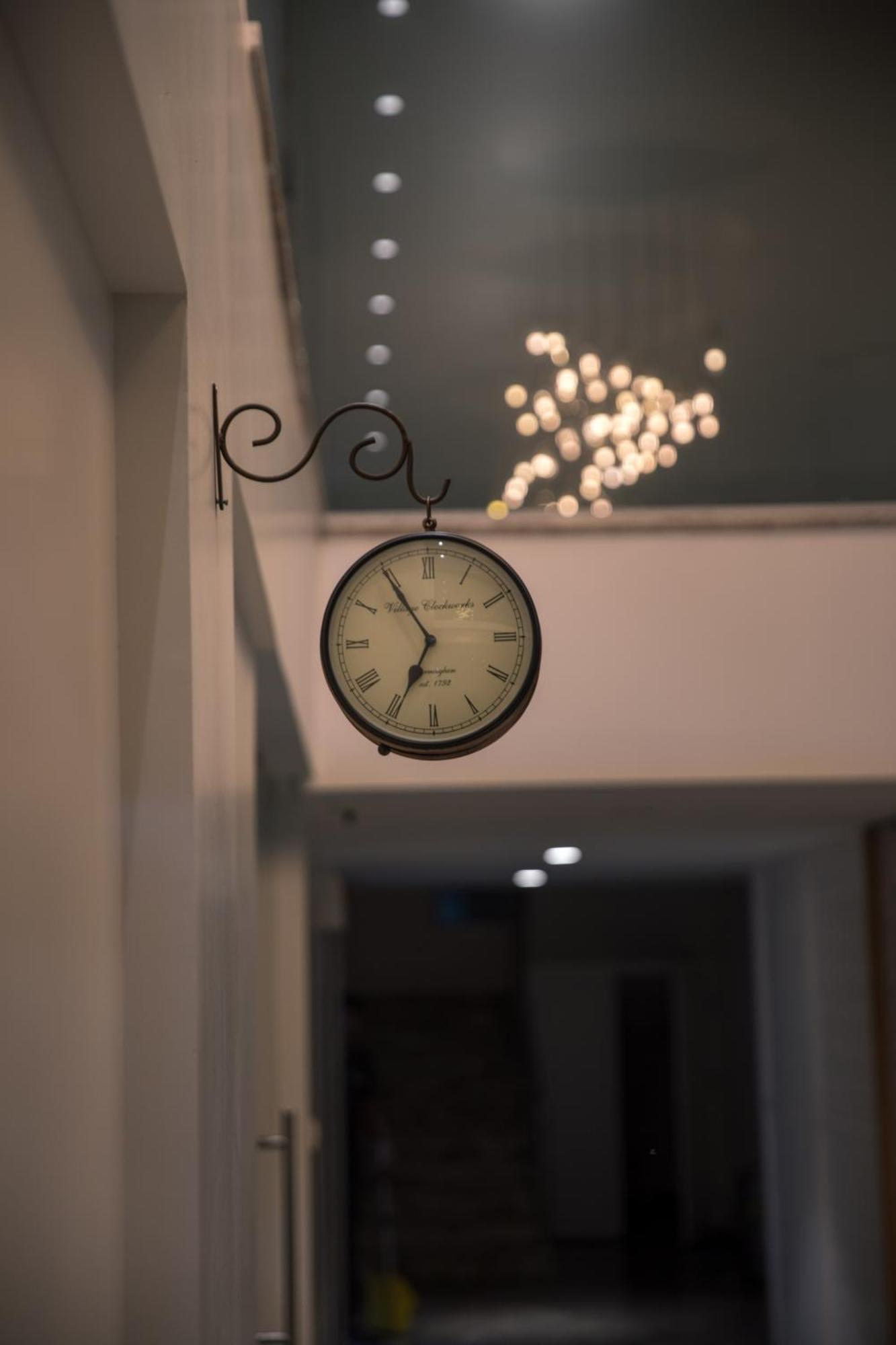 Hotel Visakka Palani Экстерьер фото