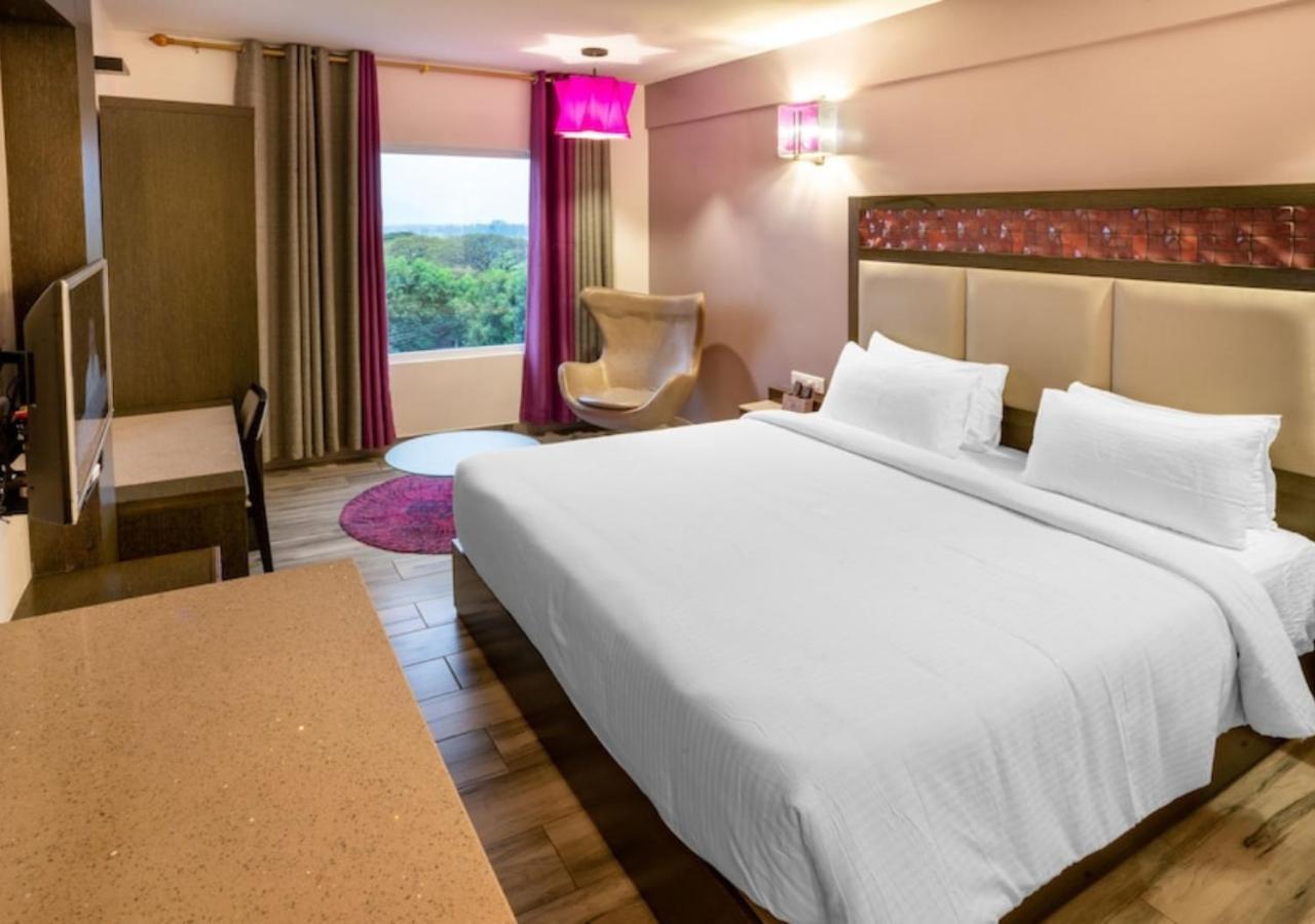 Hotel Visakka Palani Экстерьер фото